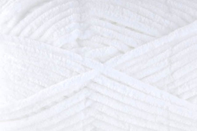 Universal Bella Chenile Yarn
