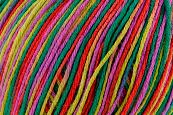 Universal Bamboo Pop Yarn