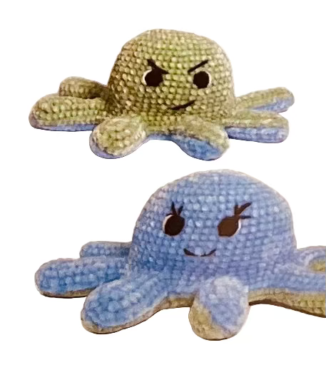 Octopus Amigurumi Kit - Color: 04 Blue & Green by Circulo